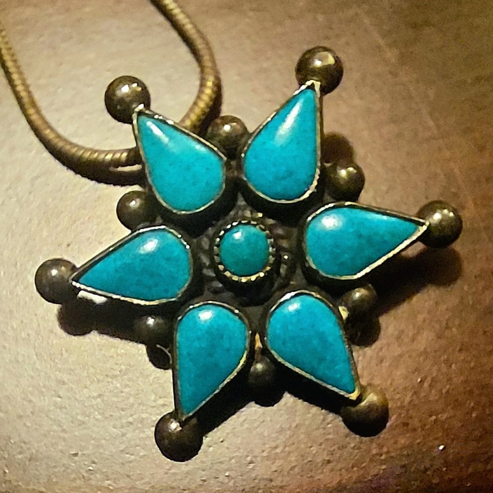 Kingman Turquoise Pendant Sterling Silver W/ Chain